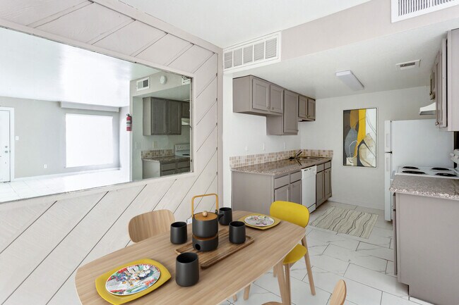Photo - Town Park Apartments