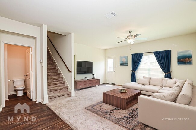 Photo - 105 Pettigrew Ct