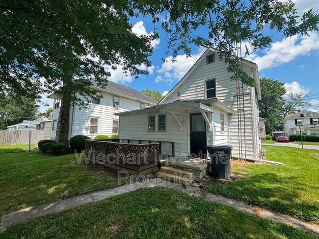 Photo - 654 S Dana Ave