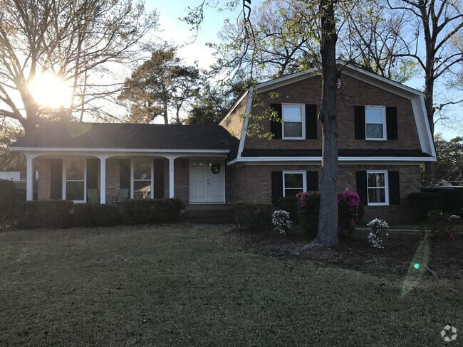 Building Photo - Wonderful 4BD Home in West Ashley!