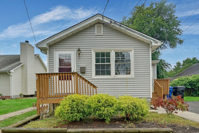 Building Photo - 16 Krueger Pl