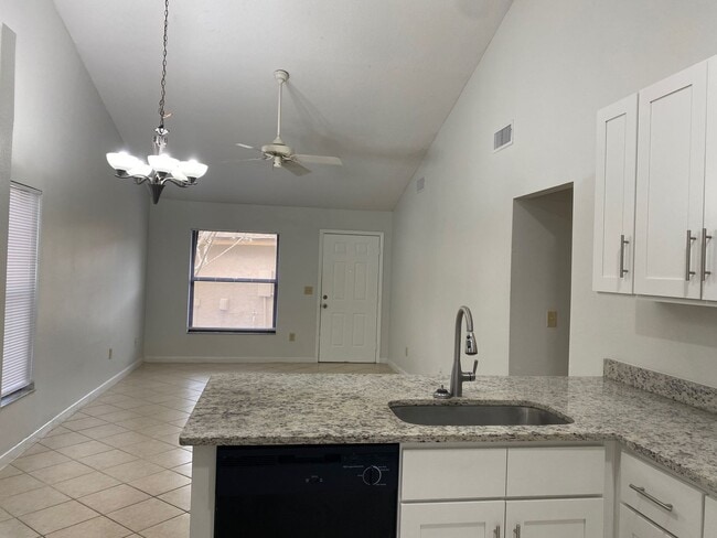 Photo - Winter Garden 2 Bedroom 2 Bath home