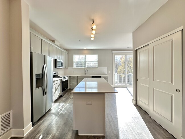 Photo - 615 Broadway St Unidad HT