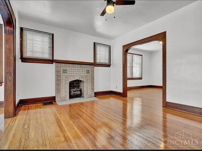 Photo - 4363 Ridgeview Ave