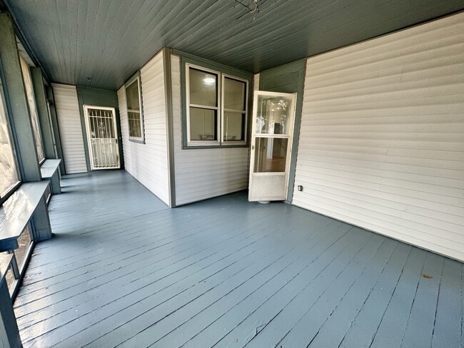 Photo - 915 W Taylor St