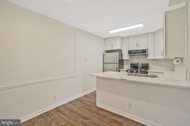 Photo - 3308 Wyndham Cir Unidad 321