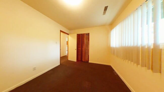 Photo - Free rent promotion-2 Beds 1 Bath Apartment Rental in Parkview area of Newport News Unit Apt 05