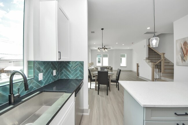 Building Photo - 5302 Kindred Gdn Ln