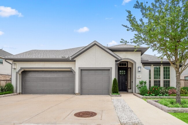 Building Photo - 6919 Red Oak Dr Rental