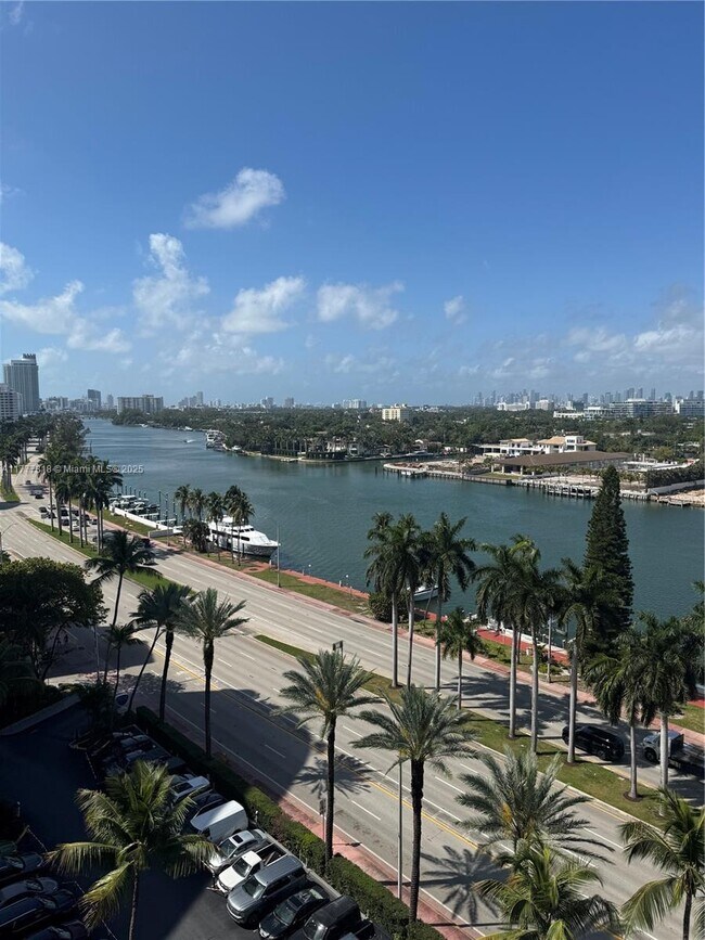 Photo - 5161 Collins Ave Unit 1206