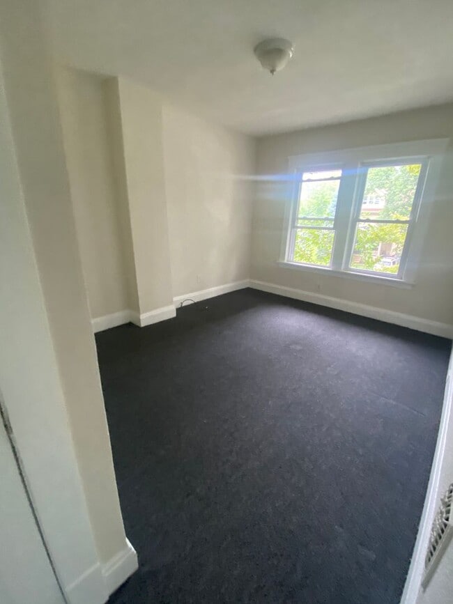 Photo - 3bd Single Cash Pay/Section 8