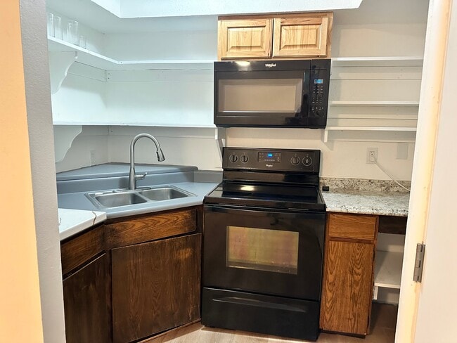 Photo - 1078 E White Mountain Blvd Unit 2