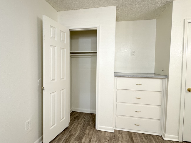 SOA Studio_1 - Come Home to Spanish Oaks