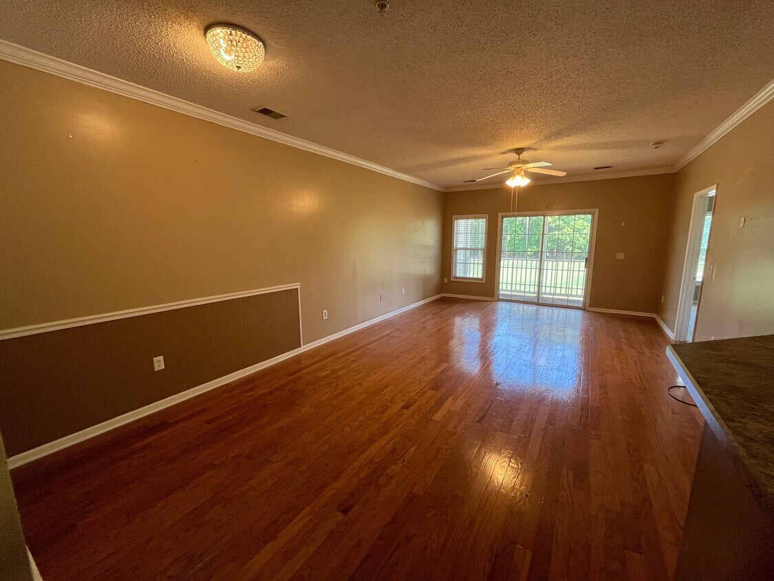 Photo - 5840 Longwood Dr (Murrells Inlet, SC)