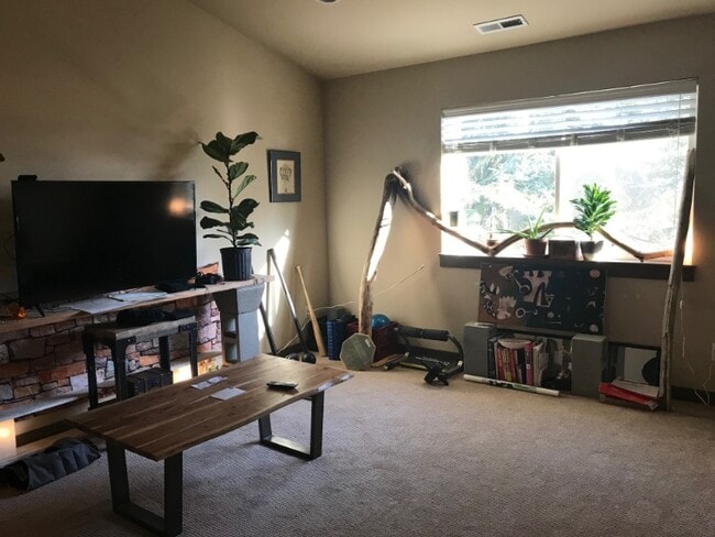 Photo - 2407 SW Roxbury St