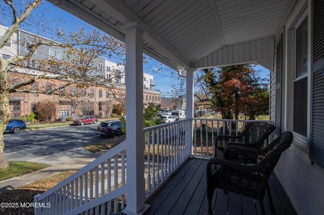 Photo - 1014 2nd Ave Unit 1