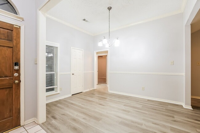 Photo - 3818 Beckett Ridge Dr