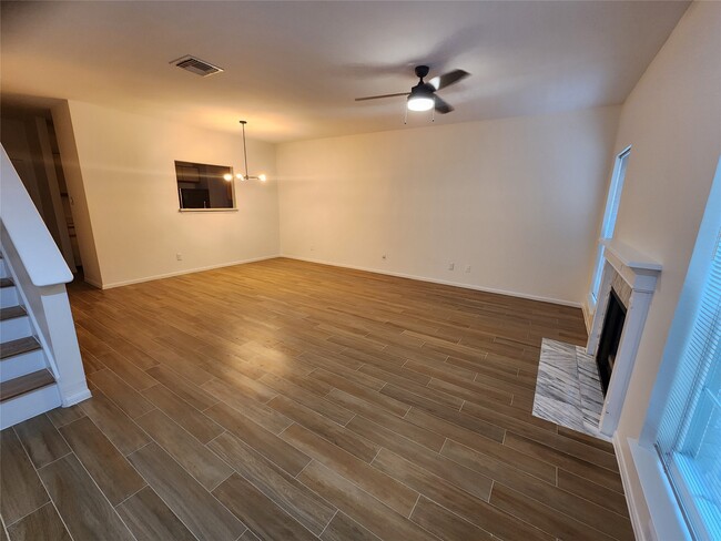 Building Photo - 3130 Holly Hall St Unit 3130