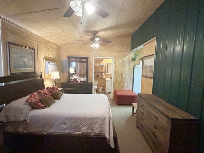 Photo - FULLY FURNISHED ONE BEDROOM APARTMENT INCL...