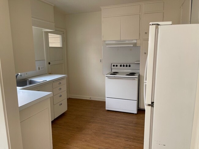 Photo - 3 Bedroom 1 Bath Home w/ 2 Car Garage