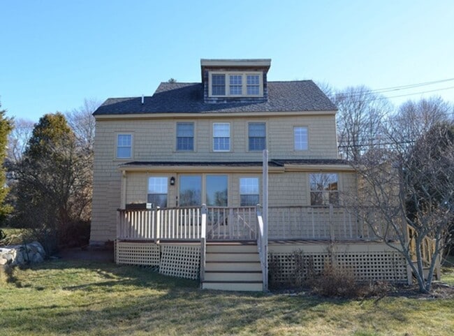 Photo - Waterfront Winter Rental: River Watch