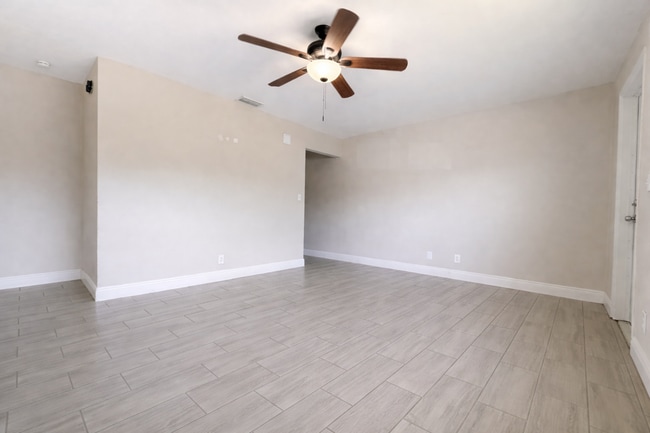 Photo - 5451/5453 ELEVENTH AVE Unit 5451 ELEVENTH AVE