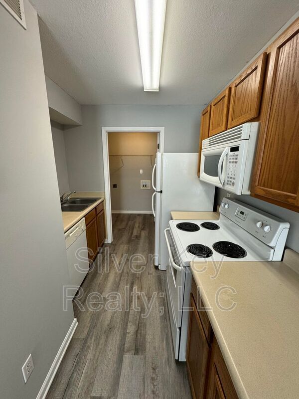 Photo - 250 Willow Creek Drive Unit 1