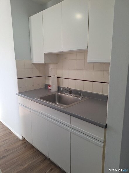 Photo - 217 Hollister Ave Unit b8