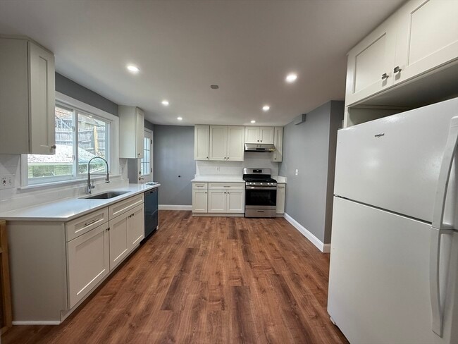 Photo - 221 S Central Ave