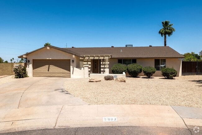 Building Photo - 802 E Caribbean Ln Rental