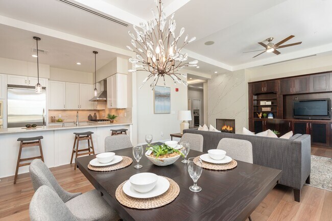 Photo - 5455 Landmark Pl Unit # 918