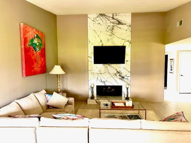 Photo - 153 Camino Arroyo N