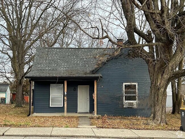 Building Photo - 1105 S Rogers St Unit 1 Rental