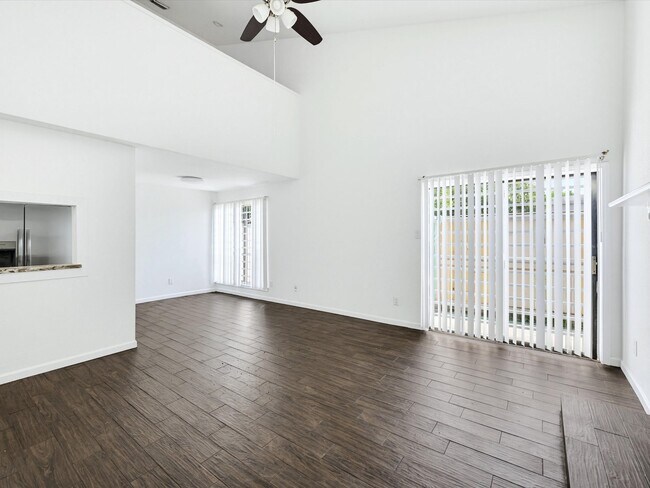 Photo - 9548 Pagewood Ln Unit 9548