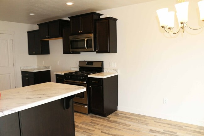 Photo - Amazing Townhome in Legacy Ranch!