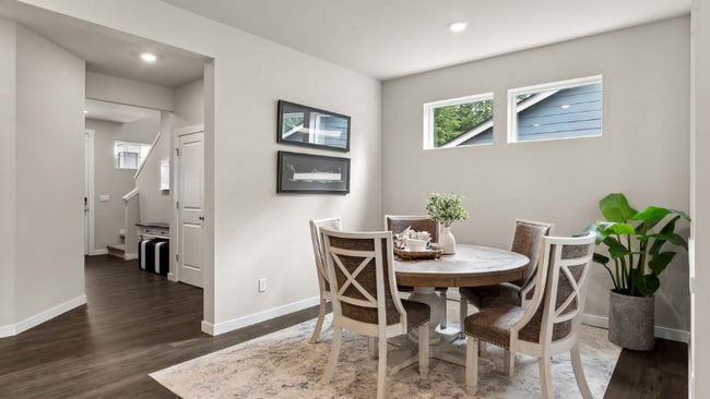 Photo - 2101 Boxcar Ct NE