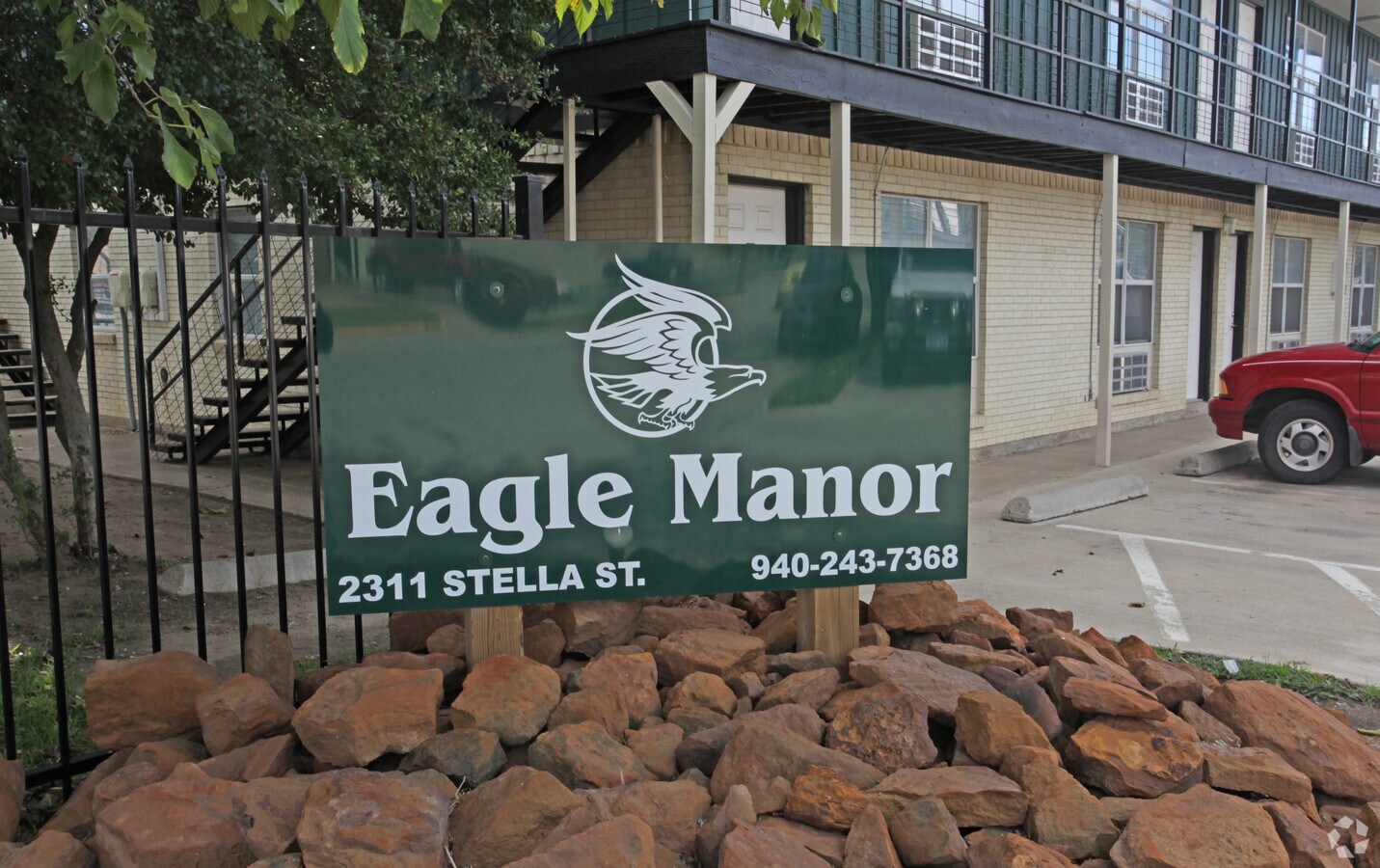 Eagle Manor Apartments - Eagle Manor Apartments