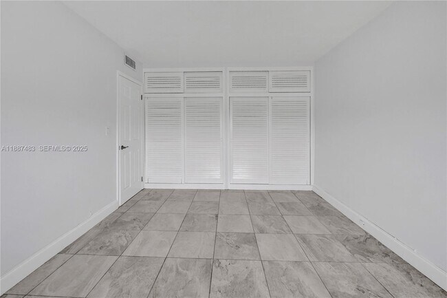 Photo - 2716 NE 30th Pl