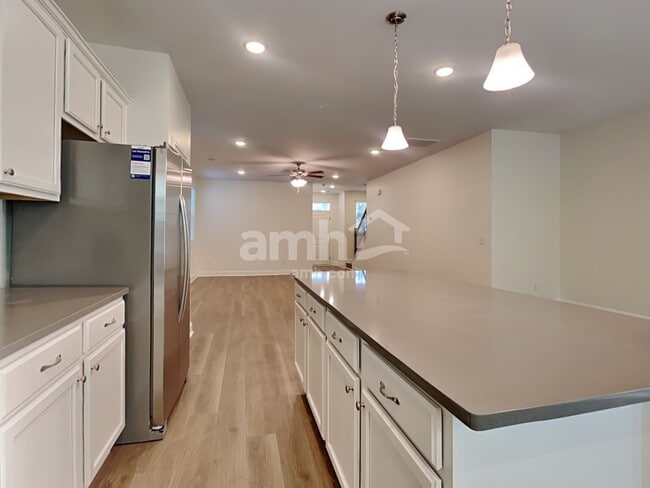 Photo - 1954 Weeping Cypress Dr