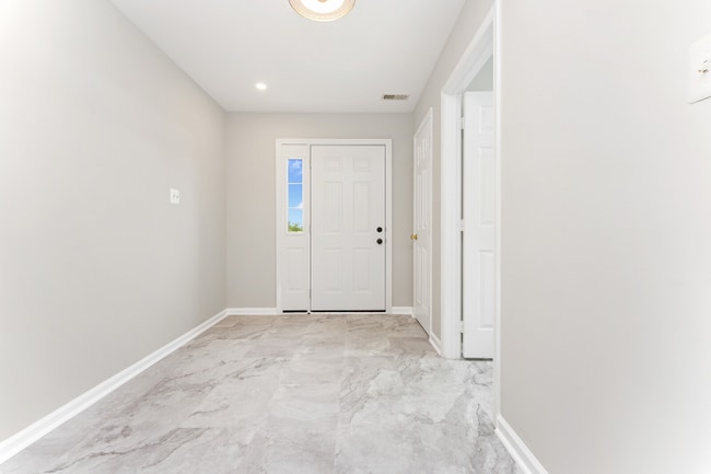 Photo - 44132 Mistletoe Terrace