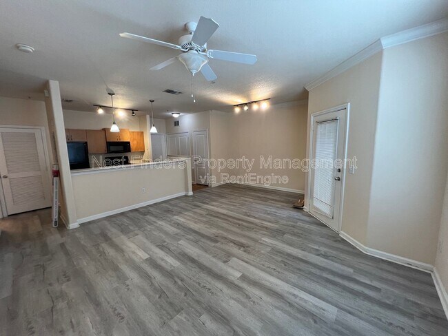 Photo - 8290 Gate Pkwy W Unit 1304