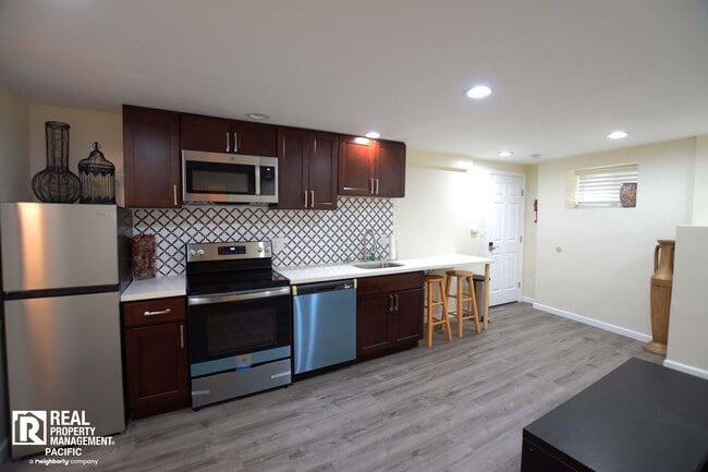 Photo - 1835 Bonita Rd Unit B