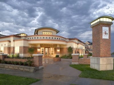 Building Photo - Beautiful 2BD/2BA Condo with Garage in Parkhill Unit 417