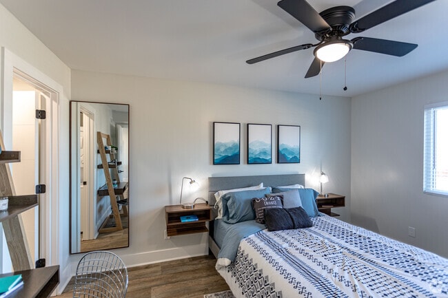 1BR, 1BA - 648SF