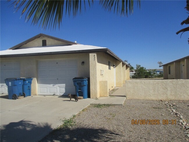 Building Photo - 827 Baseline Rd