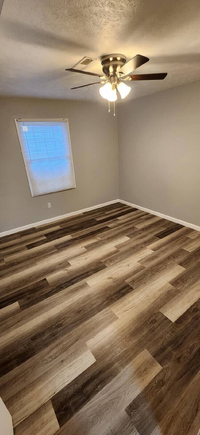 2104 Christi Ln Apartments For Rent in Belvidere, IL