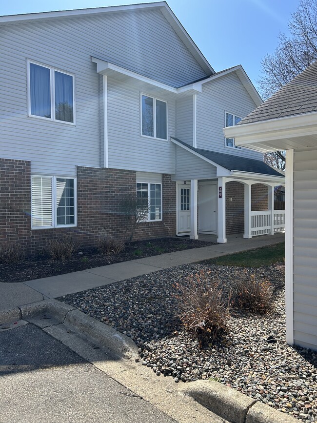 Photo - 3590 Blue Jay Way Townhome