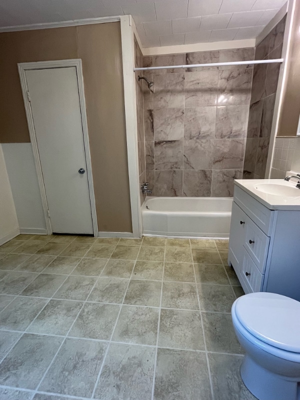Photo - 608 Angers St