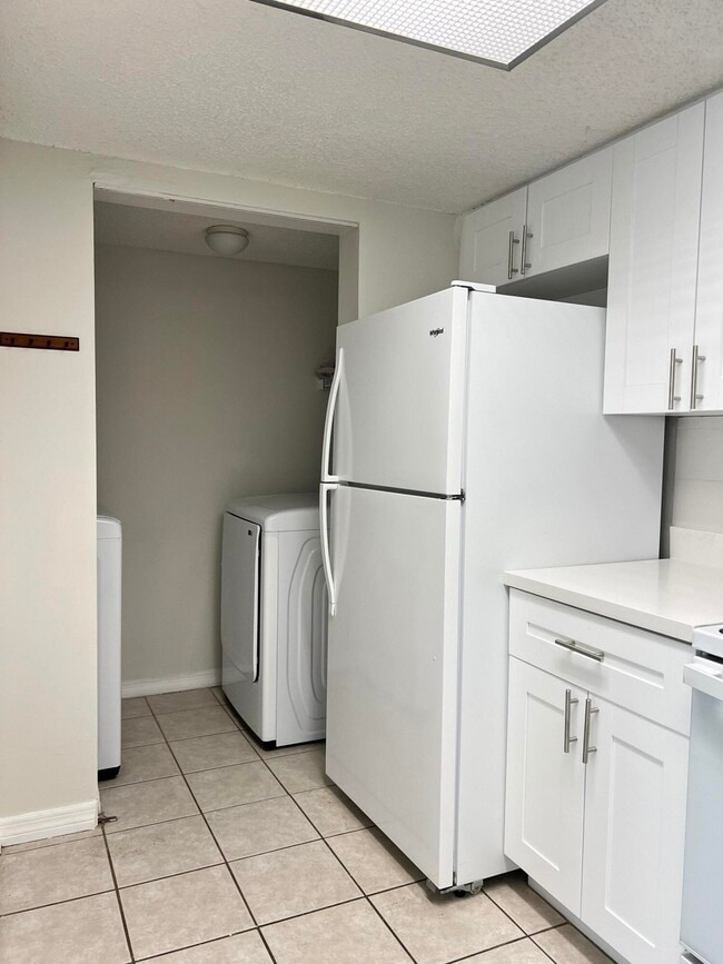 Photo - 5001 Wiles Rd Unit 205