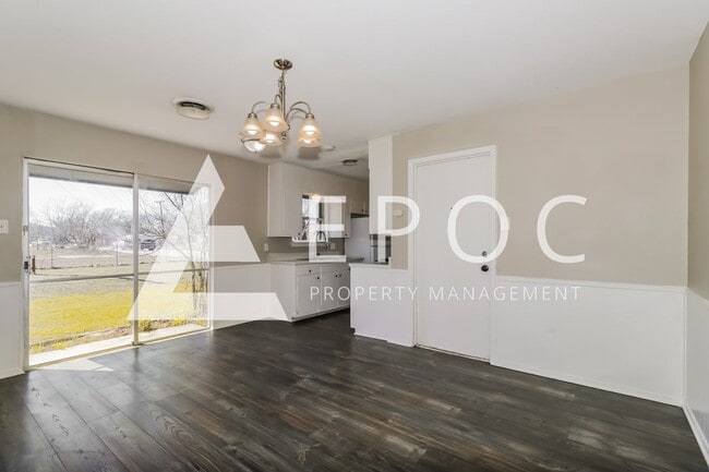 Photo - 1312 West Ln